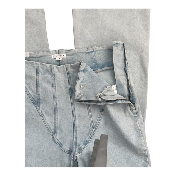 Good American Women's Light Wash Panel Front Boot Cut Jean in Indigo Sz: 16 - Picture 4 of 10